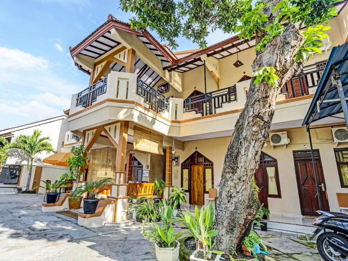 Oyo 91261 Cita Suraya Homestay Banyuwangi  Kültér fotó