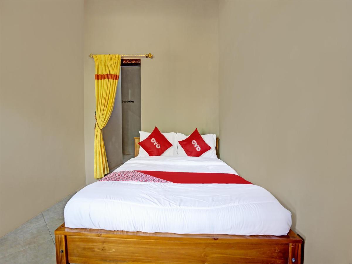 Oyo 91261 Cita Suraya Homestay Banyuwangi  Kültér fotó
